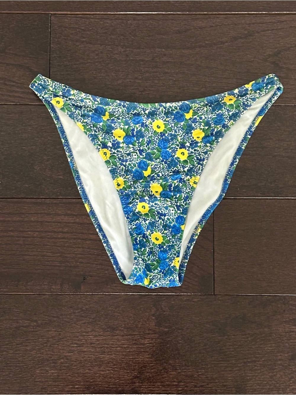 Heavy Manners High Waist Cheeky Bottom